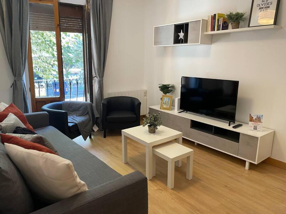 Ferienwohnung El Campeador Moderna Vivienda Turistica Burgo Exterior foto